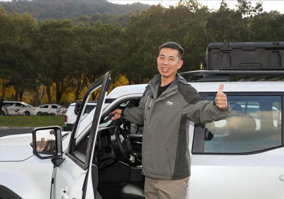 火出圈兒的全新普拉多怎么樣？聽聽首保車主怎么說