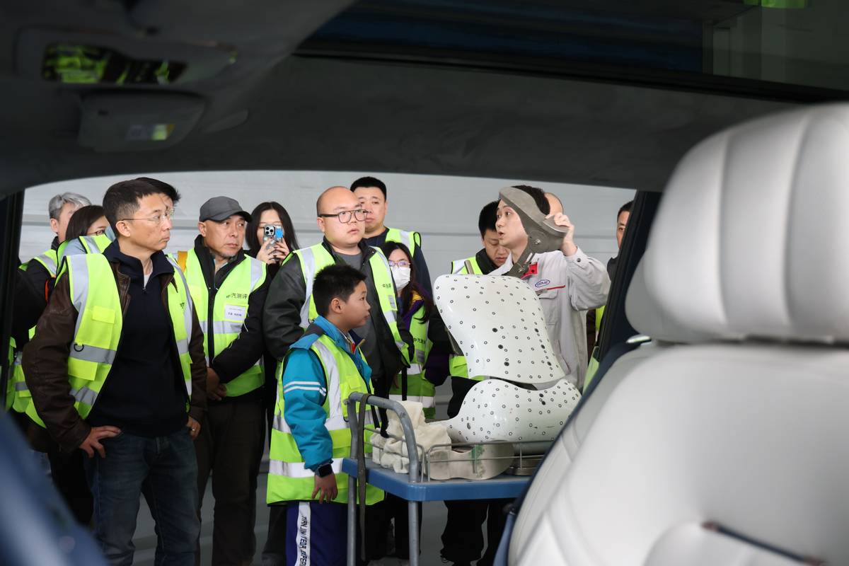 走進(jìn)C-NCAP碰撞試驗(yàn)室，探秘汽車安全真相
