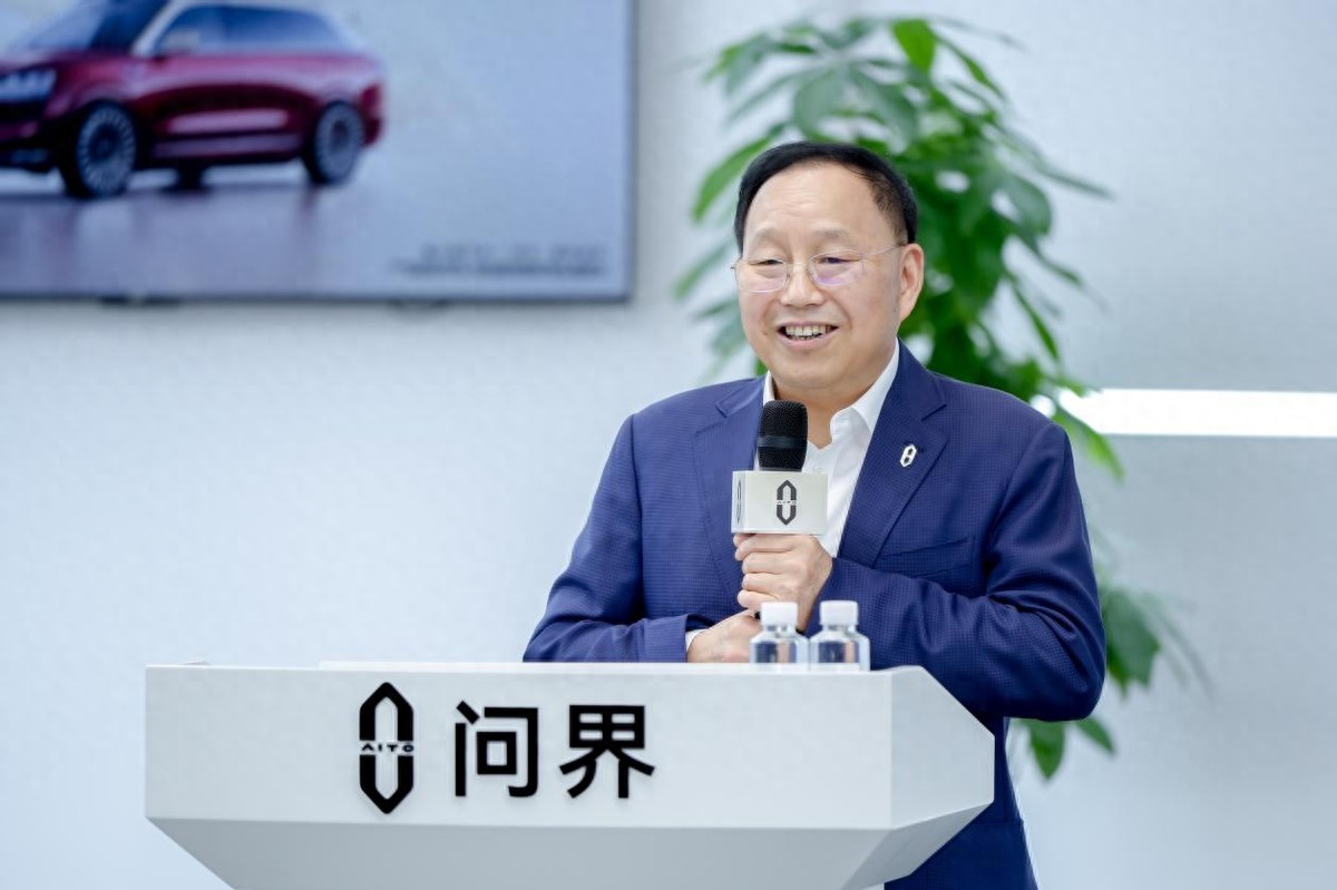 創(chuàng)50萬級車型交付新紀(jì)錄，問界M9交付突破20萬輛